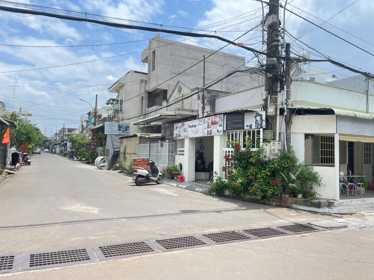 MÌNH CẦN BÁN NHÀ CẤP 4 VỊ TRÍ ĐẸP TRUNG TÂM LONG KHÁNH- GẦN CHỢ,TRƯỜNG HỌC,BỆNH VIỆN