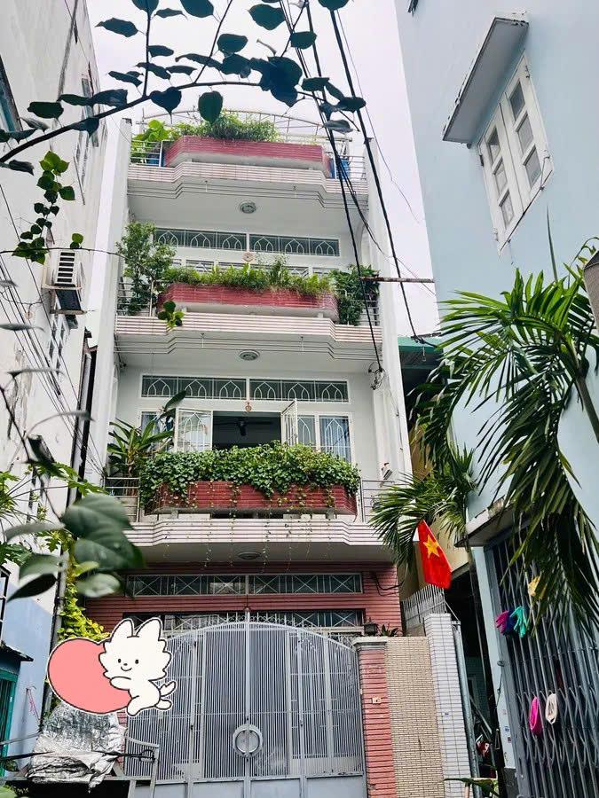 MT thụt, ô tô ngủ nhà, 4 tầng & 1 kho 180m2, Bắc Hải Q10, chủ kẹt vốn BÁN GẤP