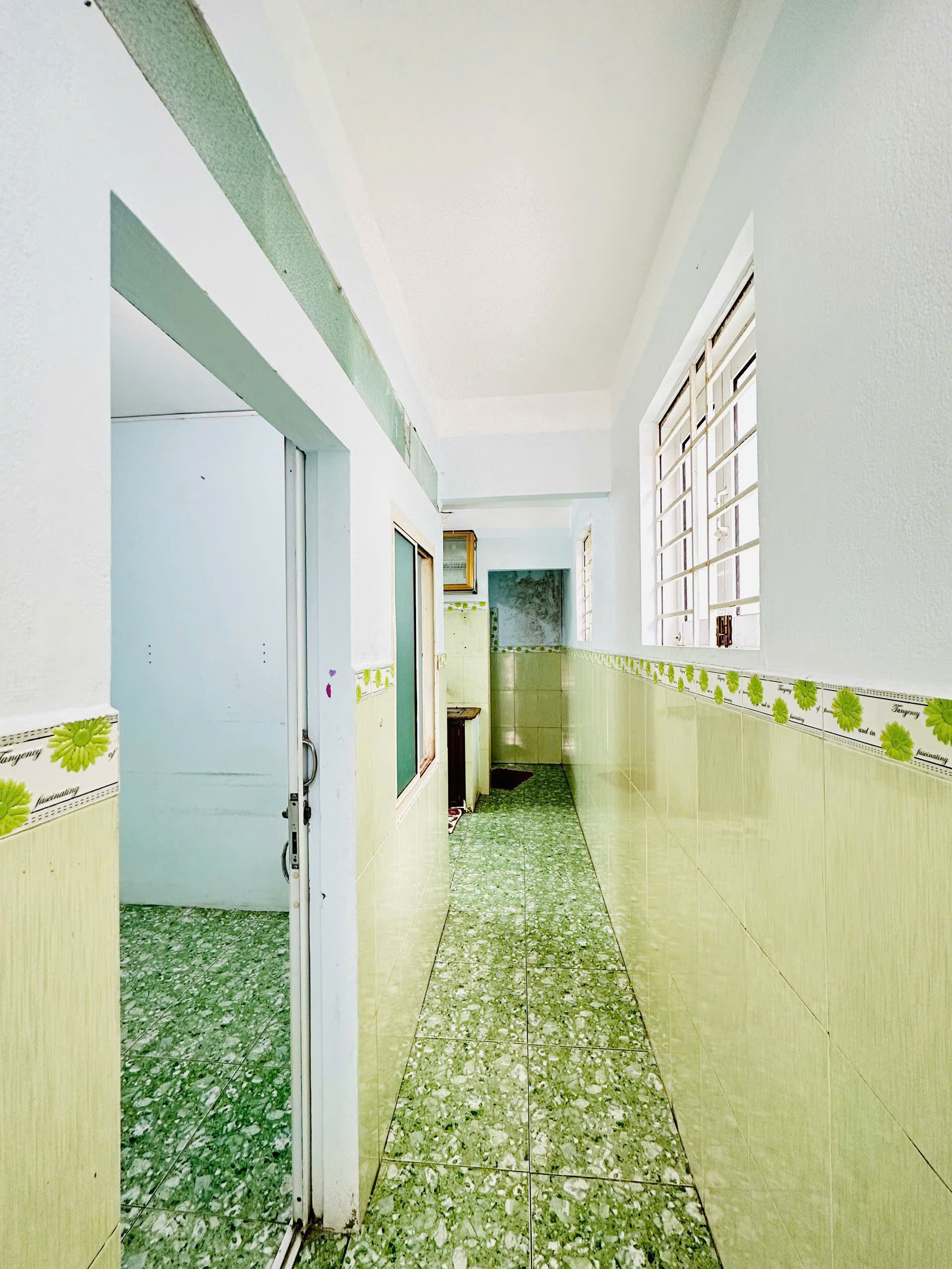 Cần bán căn nhà nhỏ xinh ngay tại 63/2 thanh niên quang trung quy nhơn bình định