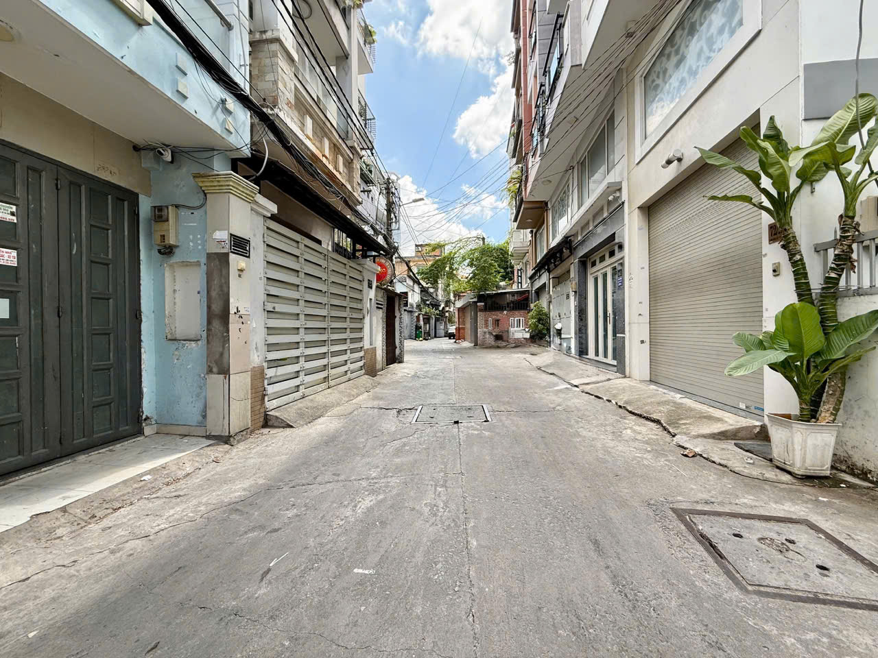 CHDV PHAN ĐĂNG LƯU- DT 40 TR - 58M2 - 4 TẦNG- 7 PHÒNG RỘNG FULL NT - NỞ HẬU - PL CHUẨN