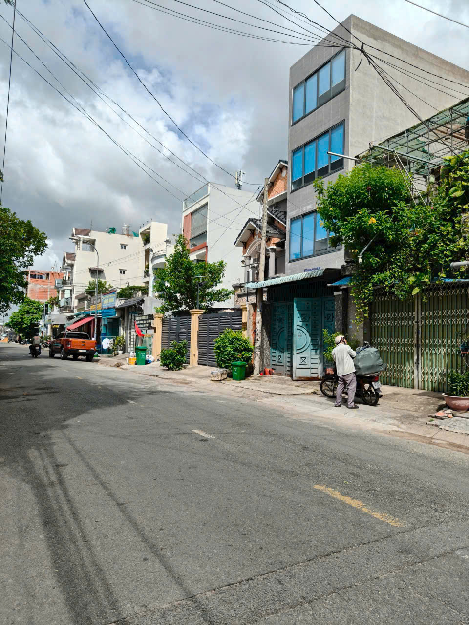 BÁN DÃY TRỌ HIỆP THÀNH 18 – Q.12 – GẦN CHỢ HT22 – THU NHẬP ỔN ĐỊNH