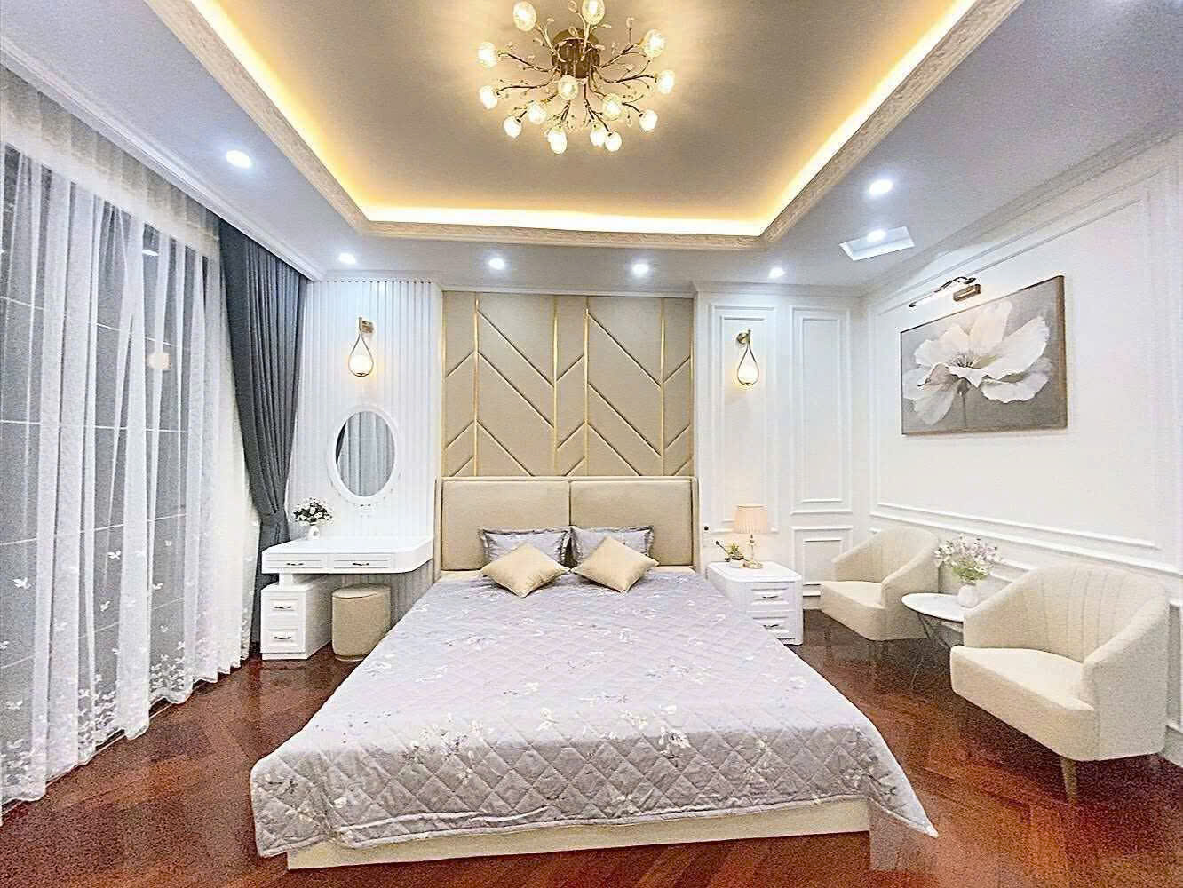 185m2