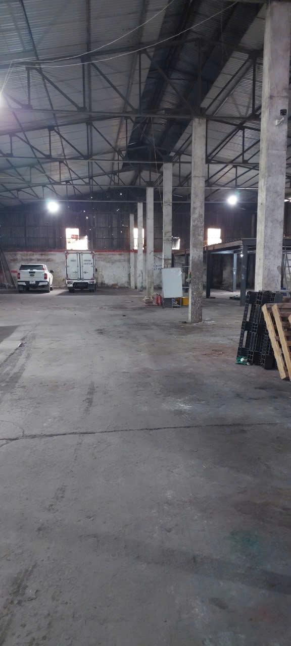 cho thuê kho xưởng tại Bích Hòa , Thanh Oai, Hà Nội. Diện tích 900m, đường xe 12 tấn đỗ cửa giá 55k/m