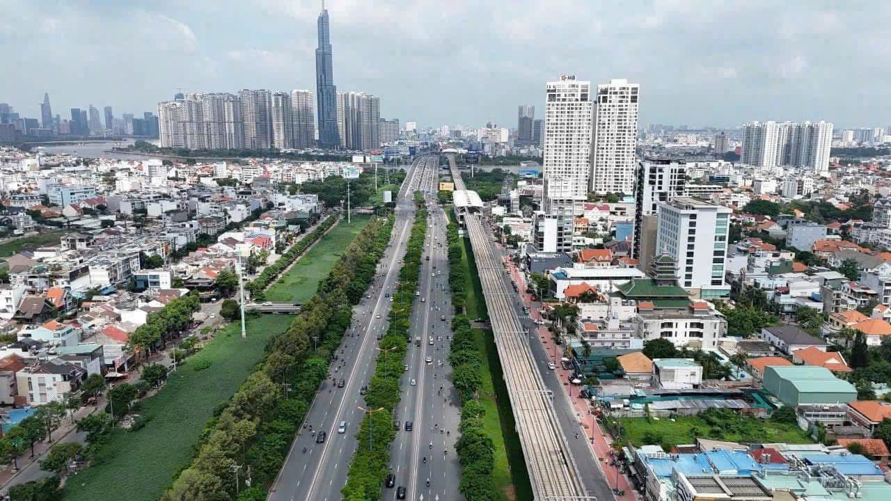 Chuyển nhượng quỹ đất lơn hiếm có tại 87-89 xa lộ Hà Nội , p.Thảo điền. Q2 củ HCM