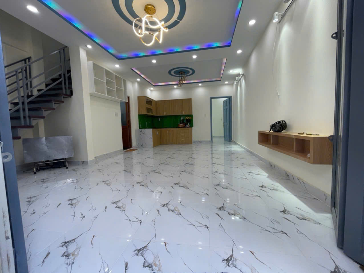 GIẢM 500 TRIỆU- NHÀ ĐẸP HOÀNG HOA THÁM-NGỘP BANK- ƯU TIÊN KHÁCH Ở