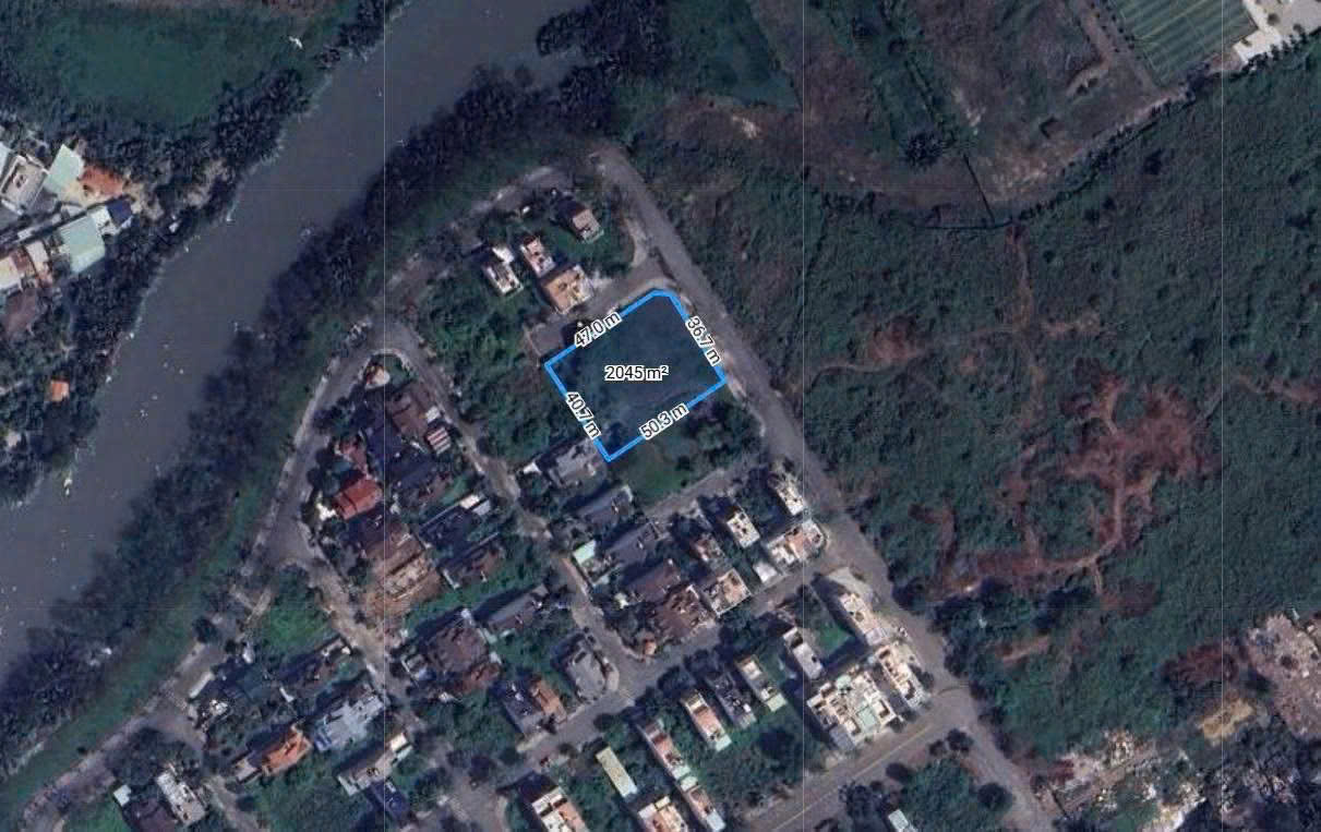 2050m2
