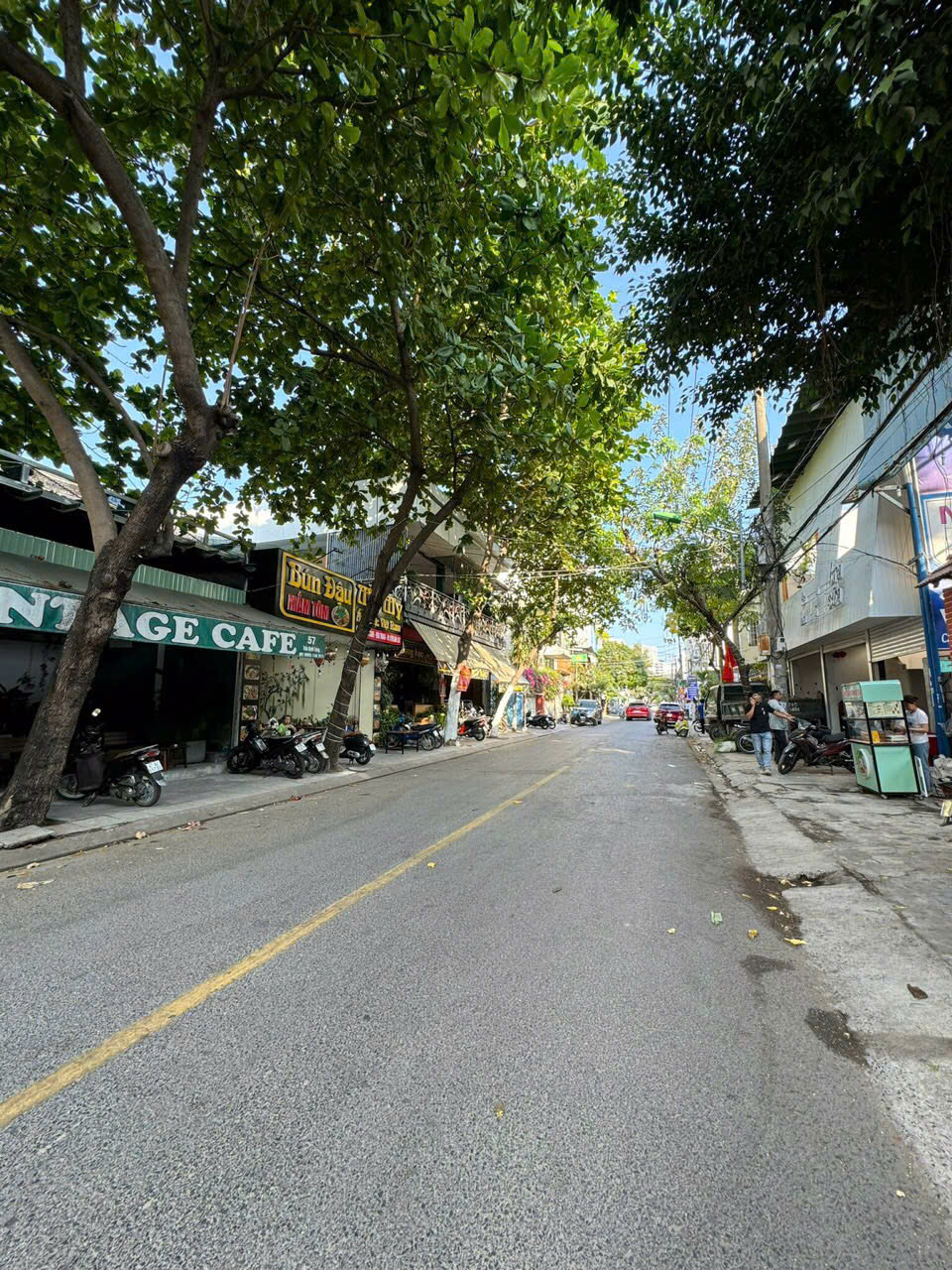 Bán Nhà mặt tiền đường Lê Đại Hành - Tp Nha Trang Diện tích 142m2 giá bán 19ty170 có bớt lộc thiện chi liên hệ Ngọc