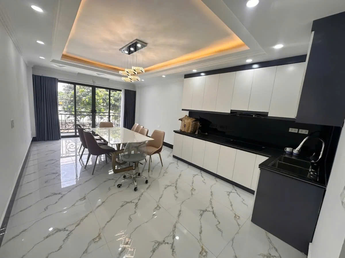 NHÀ MỚI ĐẸP Ô TÔ ĐỖ CỬA VÀO NHÀ Phúc Lợi-Long Biên 51m2 X 6 tầng mặt tiền 4m, 13.6 tỷ.