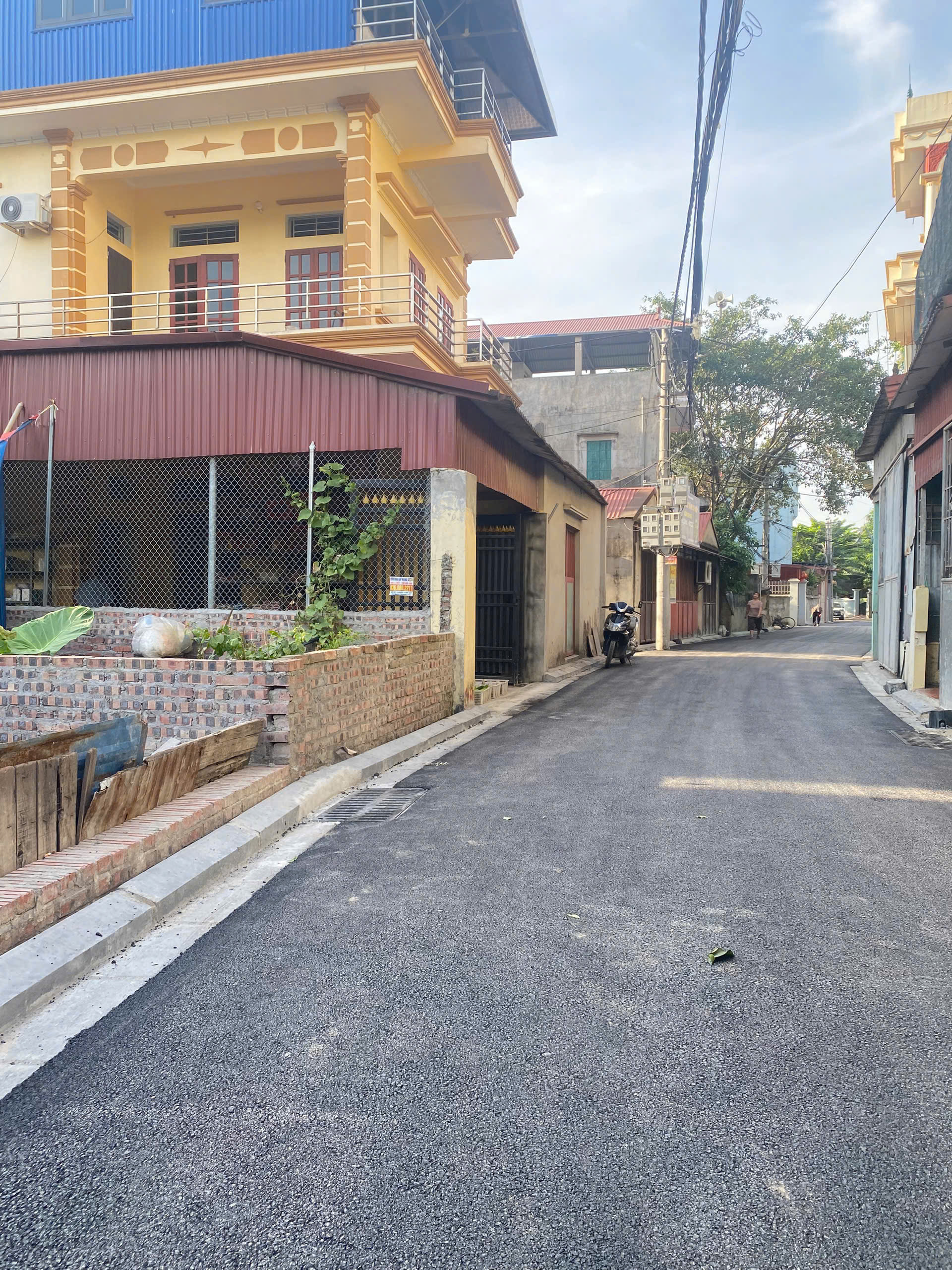 Siêu phẩm 61m2 trục chính kinh doanh ở Xuân Canh, Xã Đông Anh, TP Hà Nội. Cần bán nhanh