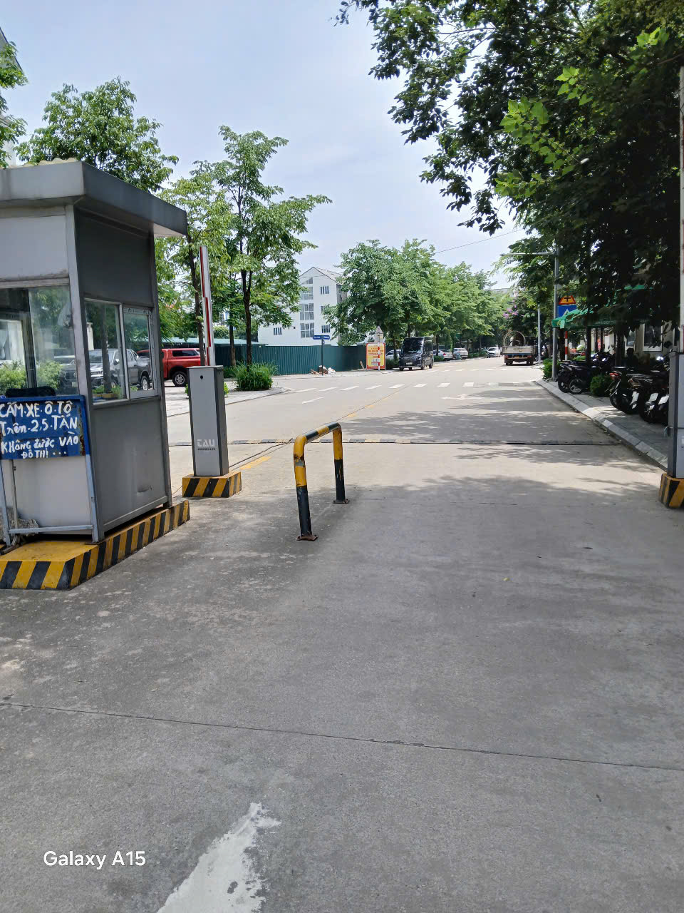 90m2