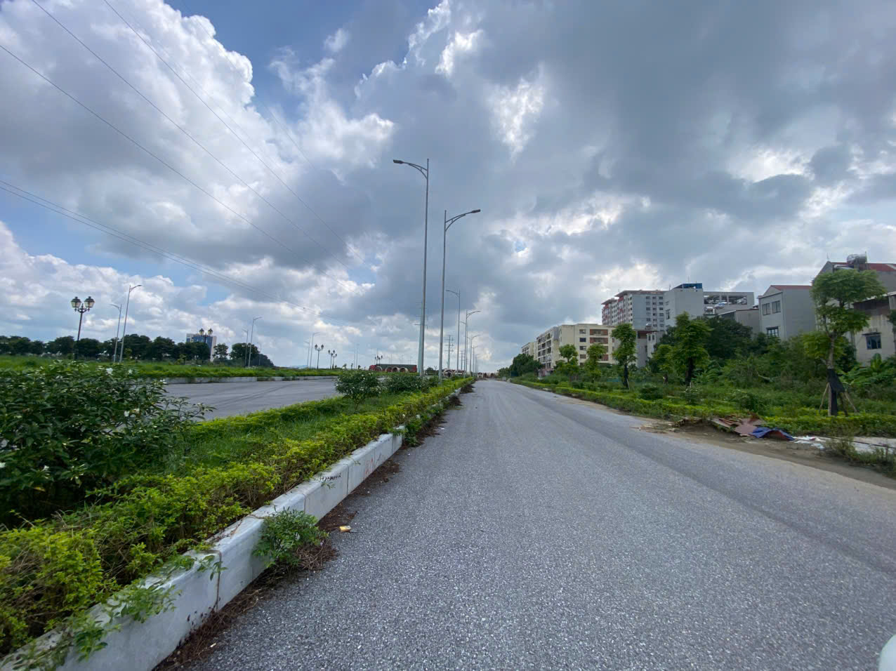 BÁN ĐẤT ĐẸP – VIEW VƯỜN HOA – LÀN 2 ĐƯỜNG H