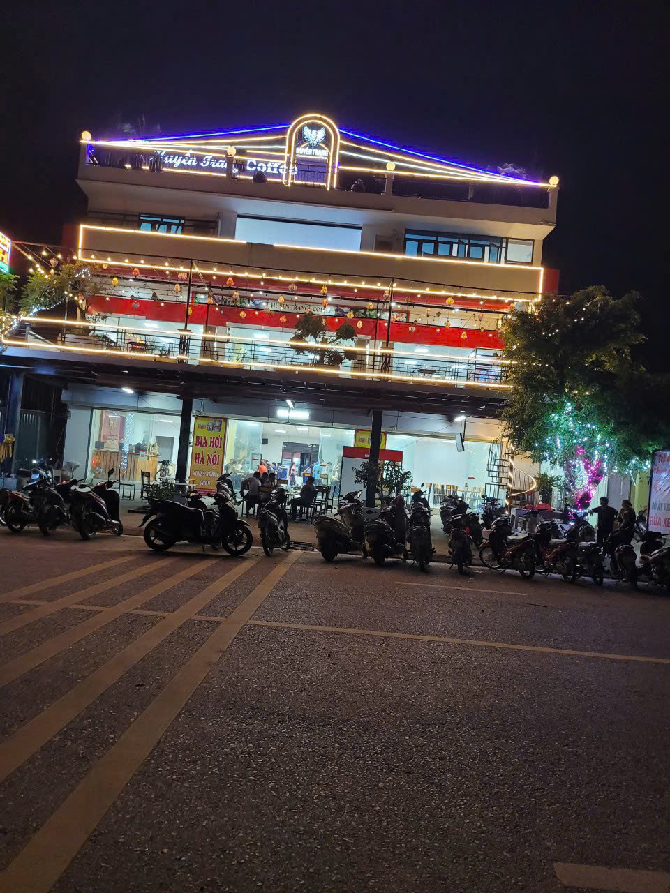 SIÊU PHẨM NHÀ HÀNG HUYỀN TRANG COFFEE - ĐẦU TƯ SINH LỜI HƠN 2 TỶ/NĂM TẠI ỨNG HÒA, HÀ NỘI!