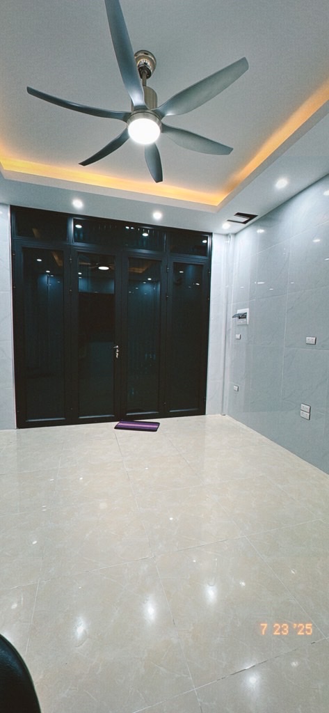 NHÀ ĐẸP Ở LUÔN-VĂN HƯƠNG, 4 TẦNG -DT 26M2 -MT 7.2m giá chỉ, 6.7 TỶ