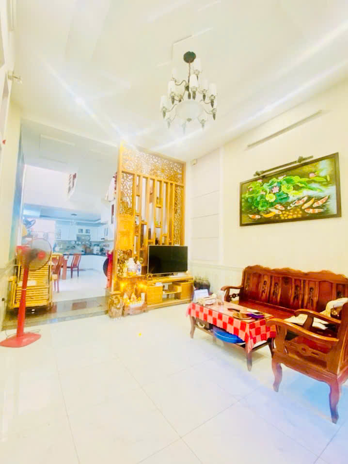 BÁN NHÀ SIÊU PHẨM 4 TẦNG PHÂN LÔ – NGAY PHAN HUY ÍCH – NGANG 4M DÀI 18M – CHỈ HƠN 7 TỶ