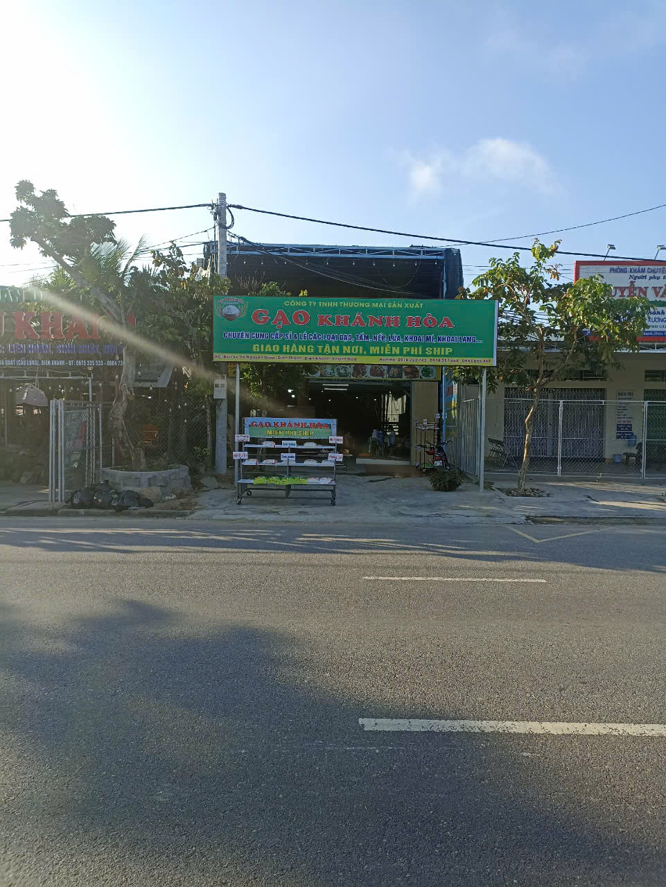 Bán Đất tặng nhà cấp 4 view sông Tắc ,Thủy Tú -Vĩnh Thái Diện tích: 150m2 ngang 10m. Giá bán : 6,5Tỷ có TL Vui lòng