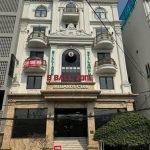  230m2