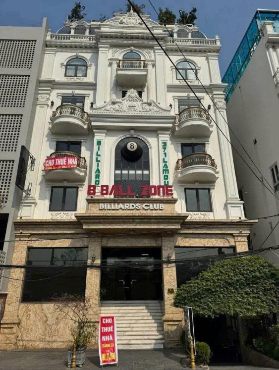  230m2