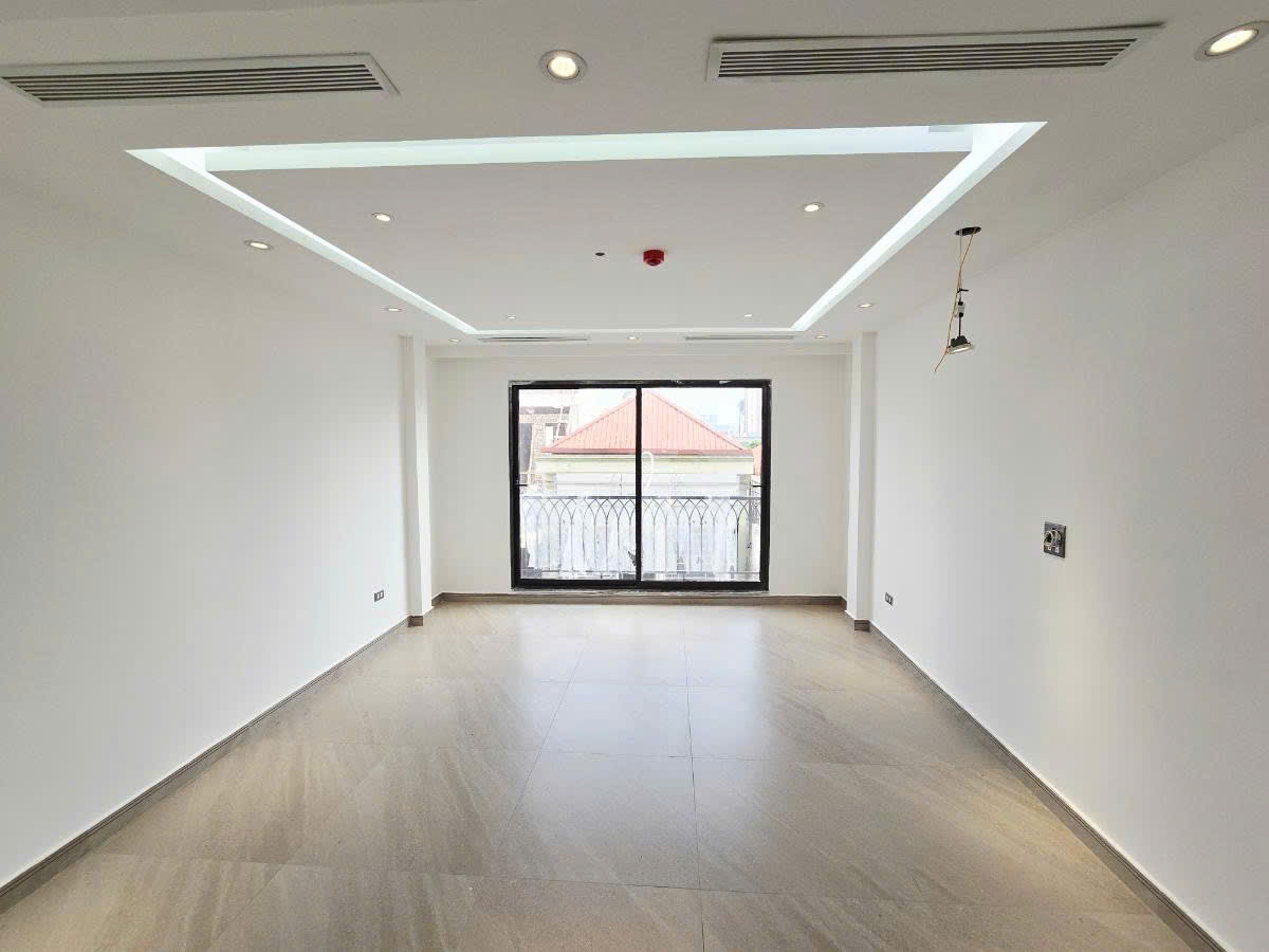 Tòa Văn phòng đẹp phố Thái Hà Đống Đa 59m2 7 tầng mt 5.25m