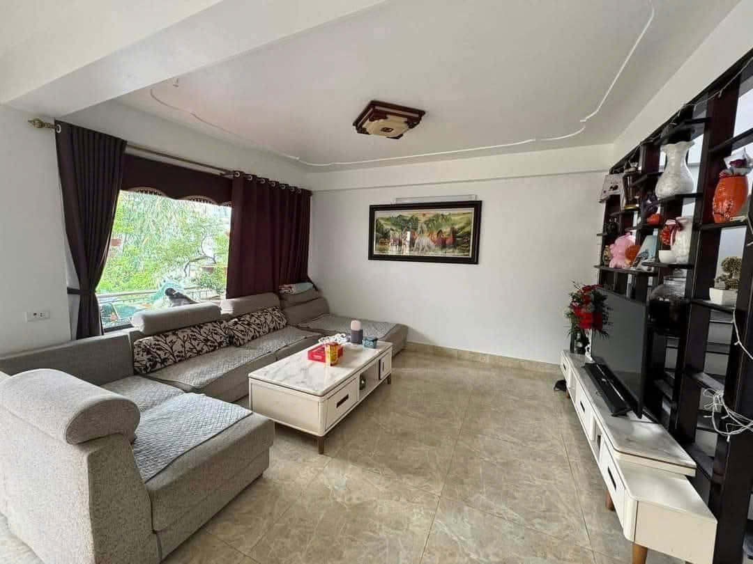 CẦN BÁN GẤP 2 CĂN NHÀ CHÍNH CHỦ NGAY TRUNG TÂM THỊ XÃ SAPA - LÀO CAI - 6,3 TỶ