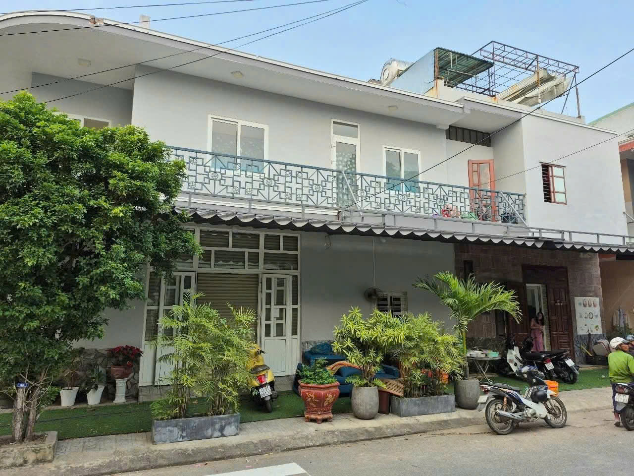 CHÀO BÁN Căn nhà 2 tầng lô góc 2 mặt tiền số 42 đường Lê Văn Sỹ, Hoà Minh, Liên Chiểu, Đà Nẵng