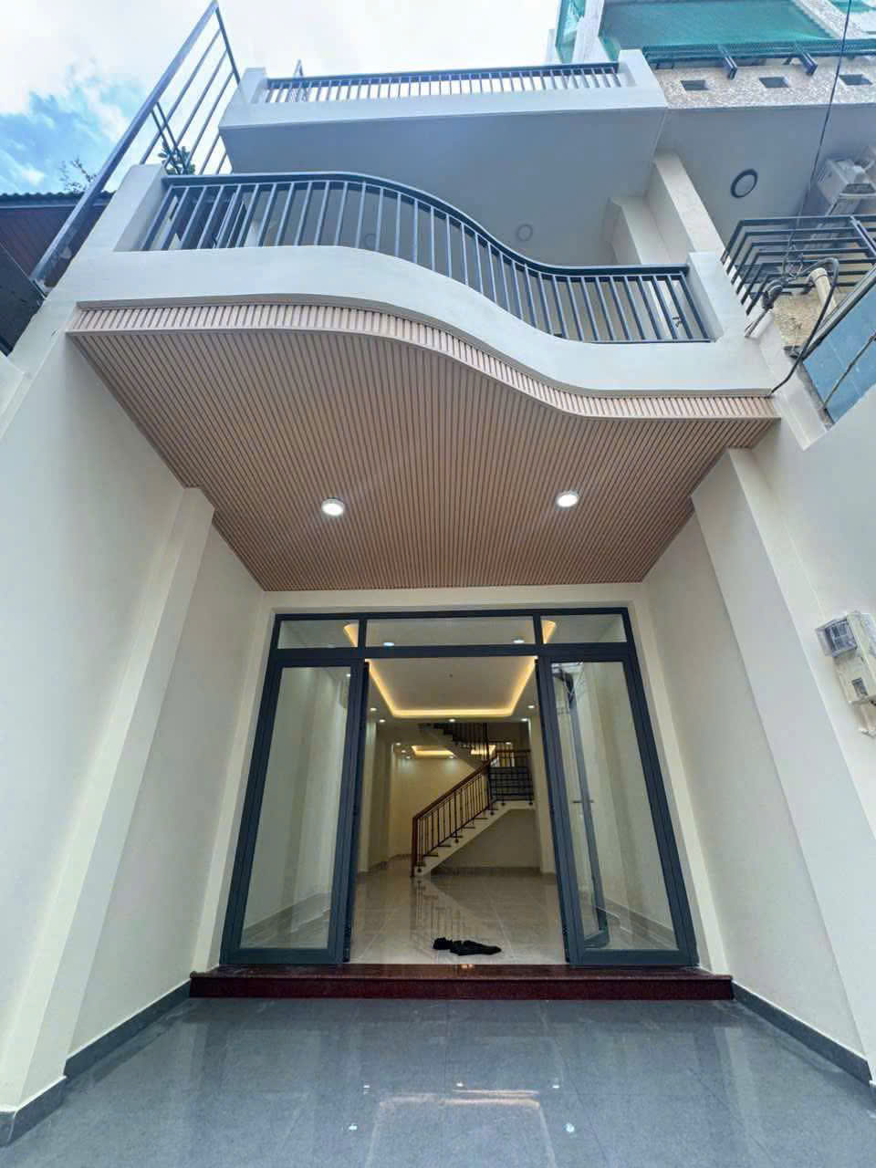 NEW -MT HẺM KINH DOANH – THÔNG NƠ TRANG LONG – LÊ QUANG ĐỊNH – 72M² – 4 TẦNG BTCT – GIÁ CHỈ 11.X TỶ