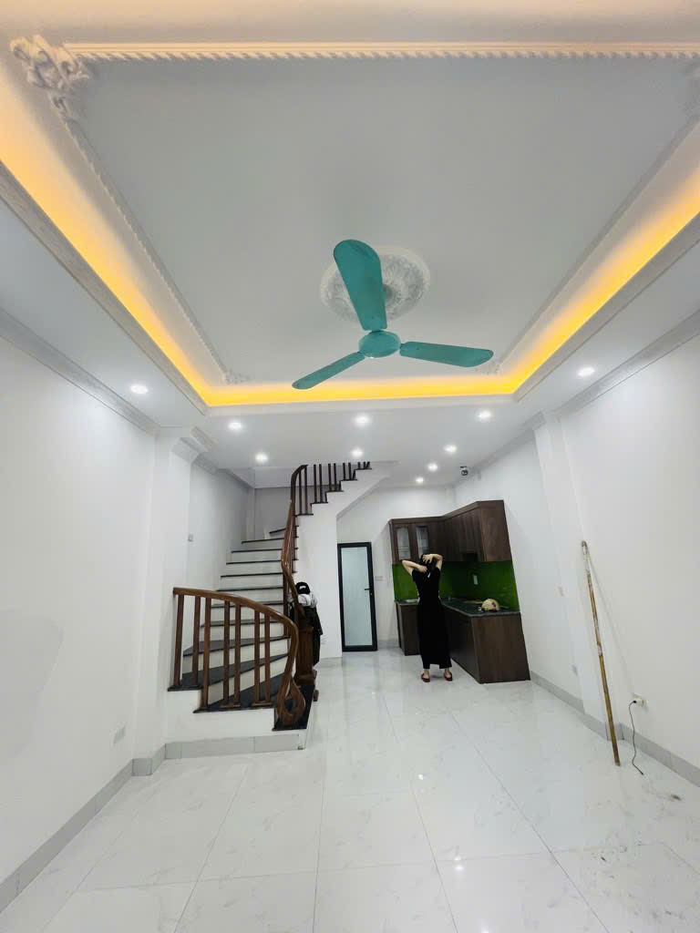 BÁN NHÀ 5 TẦNG ĐẸP - NGÕ Ô TÔ TRÁNH- YÊN LỘ - YÊN NGHĨA - HÀ ĐÔNG