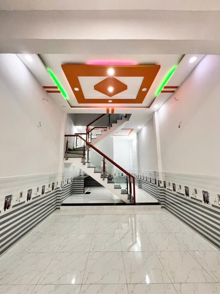 Bán nhà 2 tầng mới đẹp, ngay Gò Xoài, sát Tân Phú, 45m2 - chỉ 4.1 tỷ