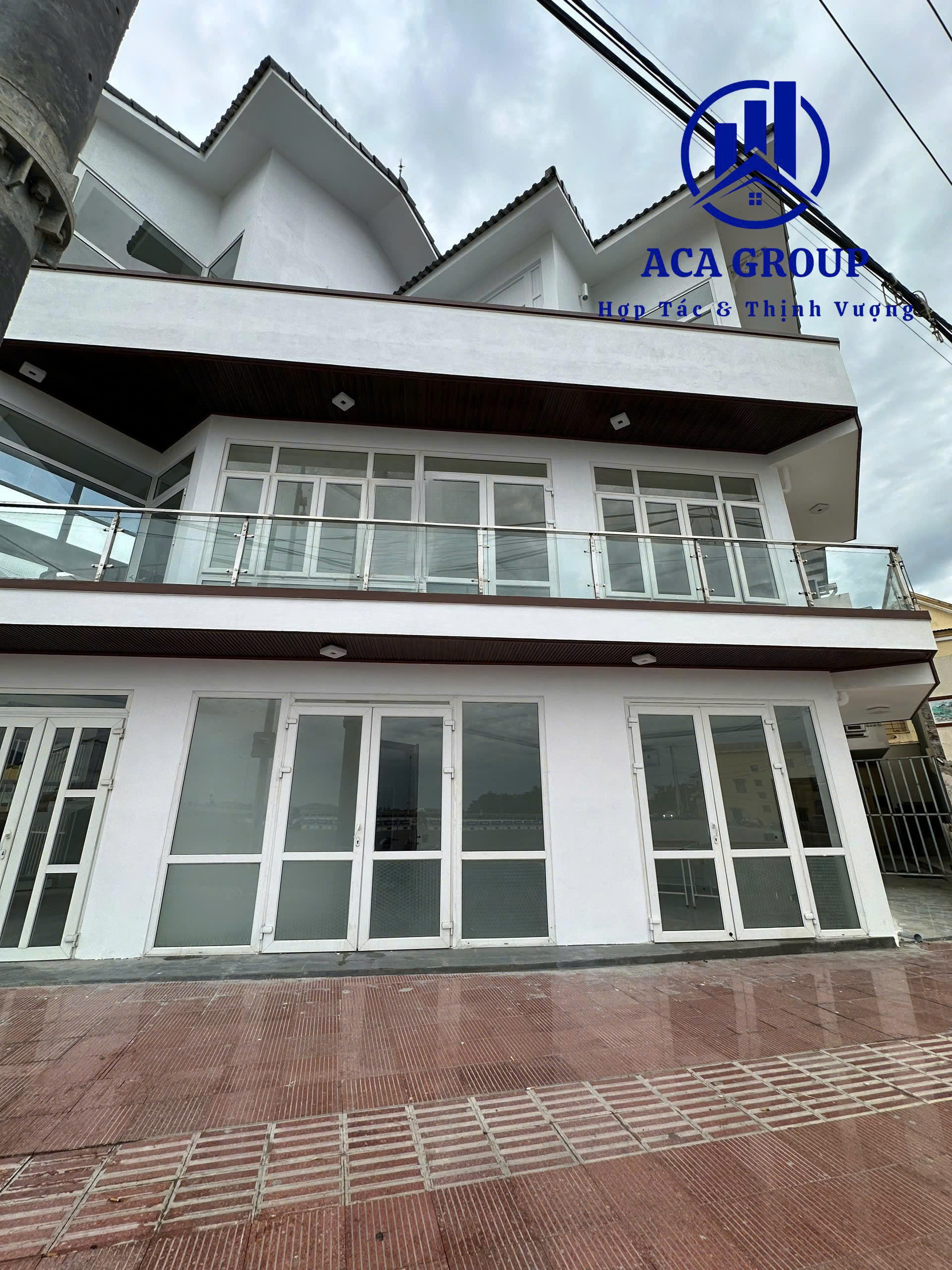 SIÊU PHẨM KINH DOANH. CHO THUÊ NHÀ NGUYÊN CĂN GẦN CẦU NGUYỄN HOÀNG