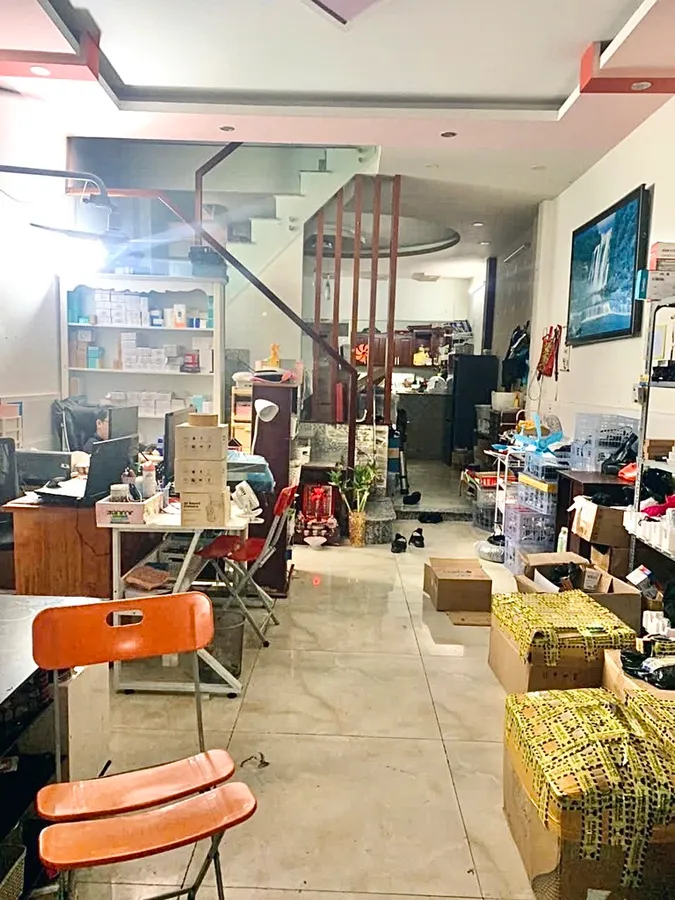 BÁN NHÀ LŨY BÁN BÍCH,,TÂN PHÚ,81M2,2 Tầng ,hẻm ô tô,Đang có dòng tiền 120tr/năm chỉ 7.X tỷ