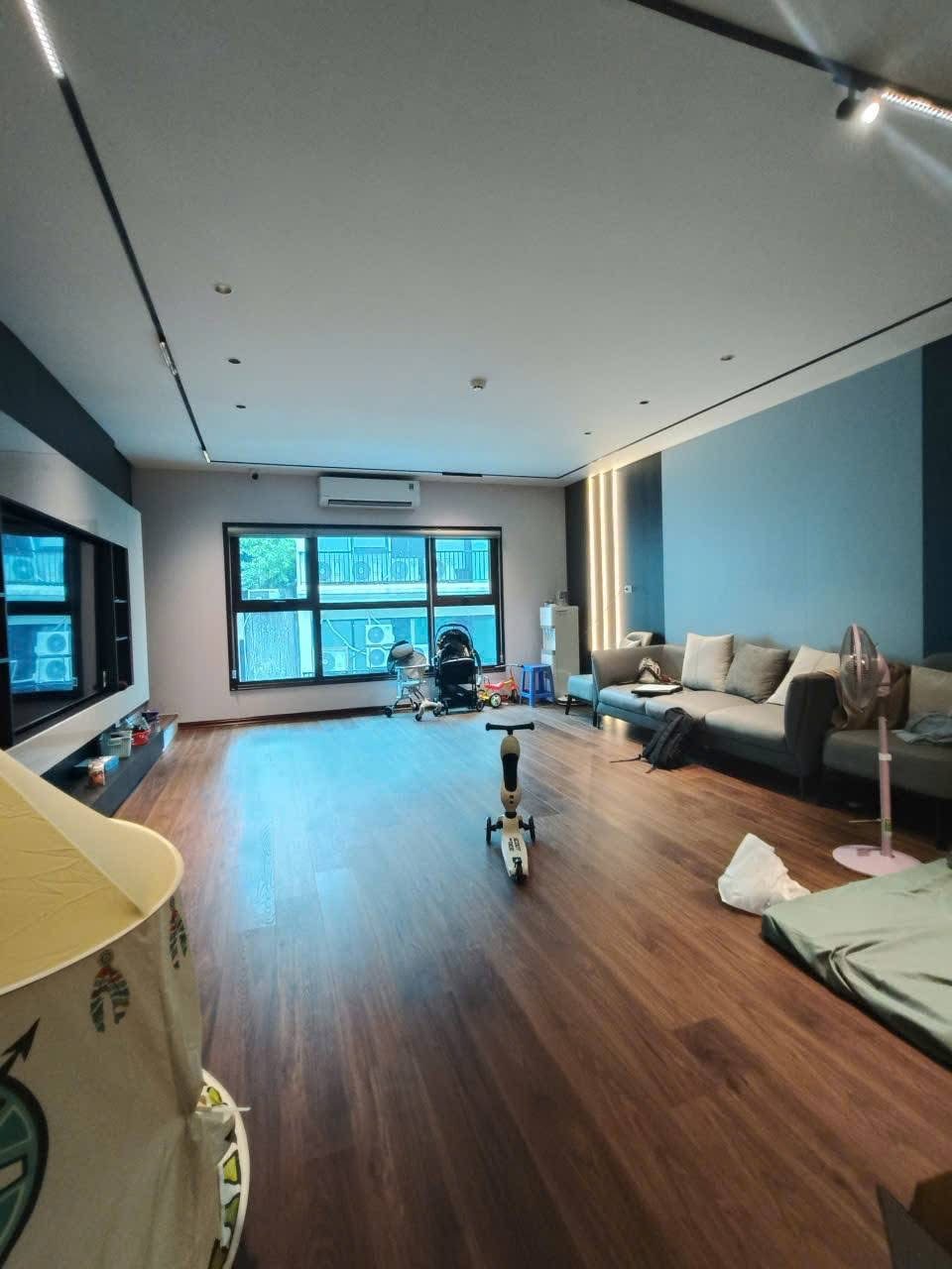 75m2