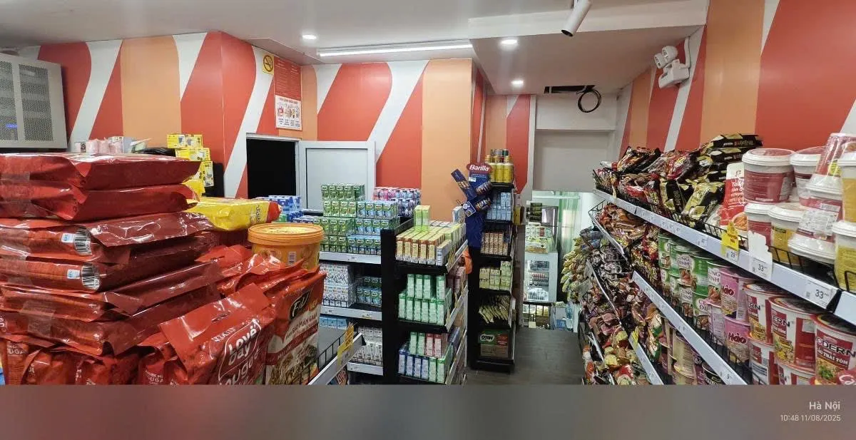 Bán Nhà Mặt Phố Nguyễn Công Hoan. Ba Đình. Thang Máy. Lô Góc. Ô Tô. DT 72m2. Giá 36,3 Tỷ