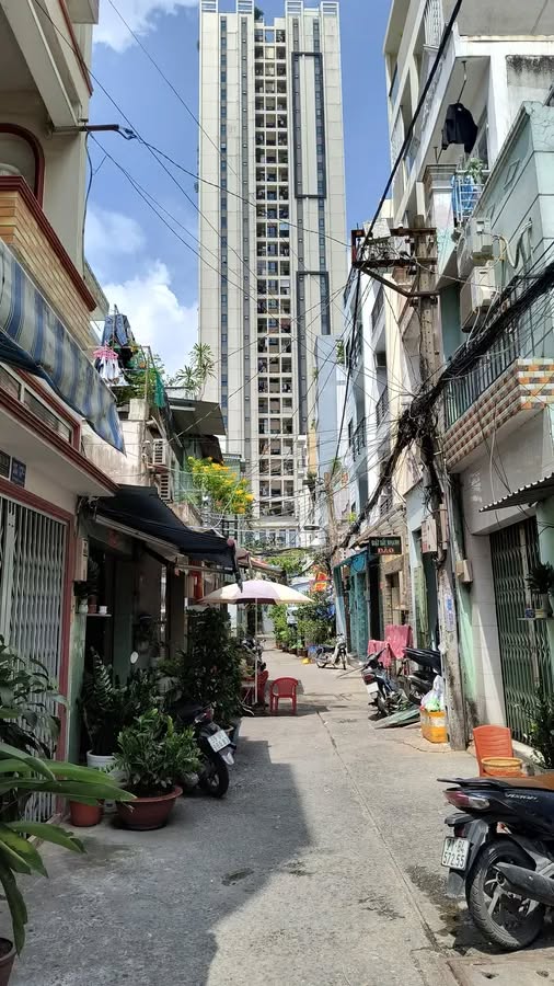 BÁN NHÀ HXH TRUNG TÂM QUẬN 10 CÁCH MẠNG THÁNG TÁM GẦN CHUNG CƯ HÀ ĐÔ - 62M2 - 3TẦNG 2PN 2WC - NHỈNH 10TỶ