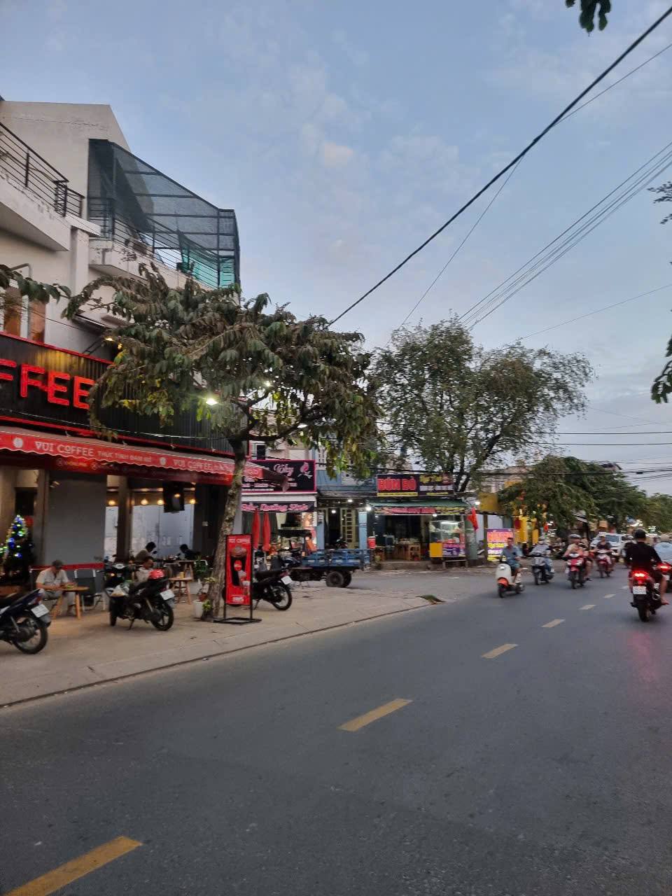 Mặt tiền Song Hành, Trung Chánh, Hóc Môn, 10x20m đang cho thuê 23 Triệu/th
