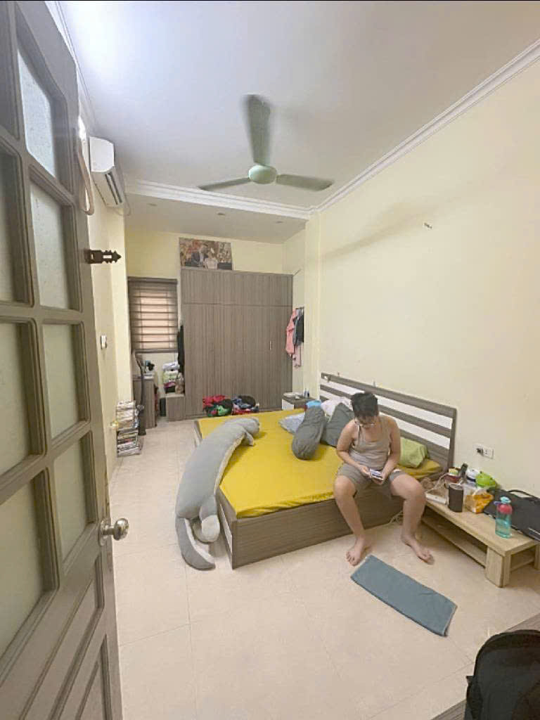 NHÀ CHÍNH CHỦ - GIÁ TỐT - Vị Trí Đẹp Tại Phố Quan Nhân, Trung Hoà, Cầu Giấy, TPHN