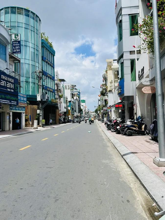 BÁN NHÀ CHÍNH CHỦ – LÊ VĂN SỸ, PHƯỜNG 11, PHÚ NHUẬN – GẦN SÂN BAY – 80 m² – 4 TẦNG 7PN 5WC – NHỈNH 13 TỶ