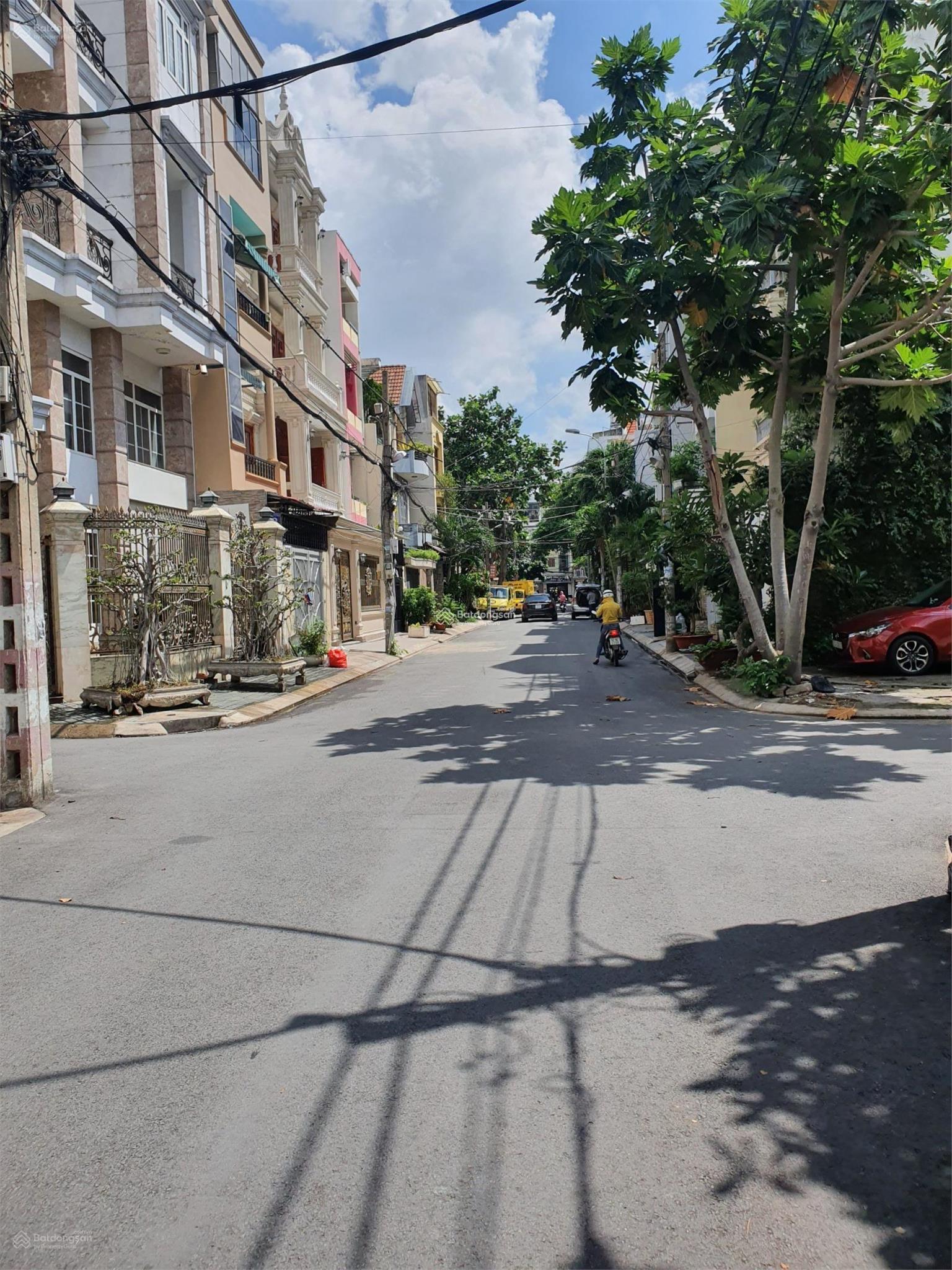 **Duy Nhất lô đất góc 2 Mặt Tiền HXH Vị trí VÀNG đường Cộng Hòa TB CN.71m2-12 Tỷ Xíu