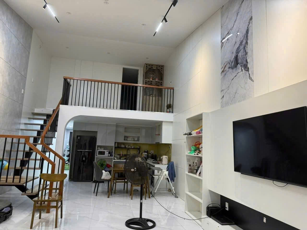 Chính chủ chào bán căn nhà gác đúc đường VŨ LẬP, Hòa Minh, Liên Chiểu, Đà Nẵng đẹp hết nước chấm