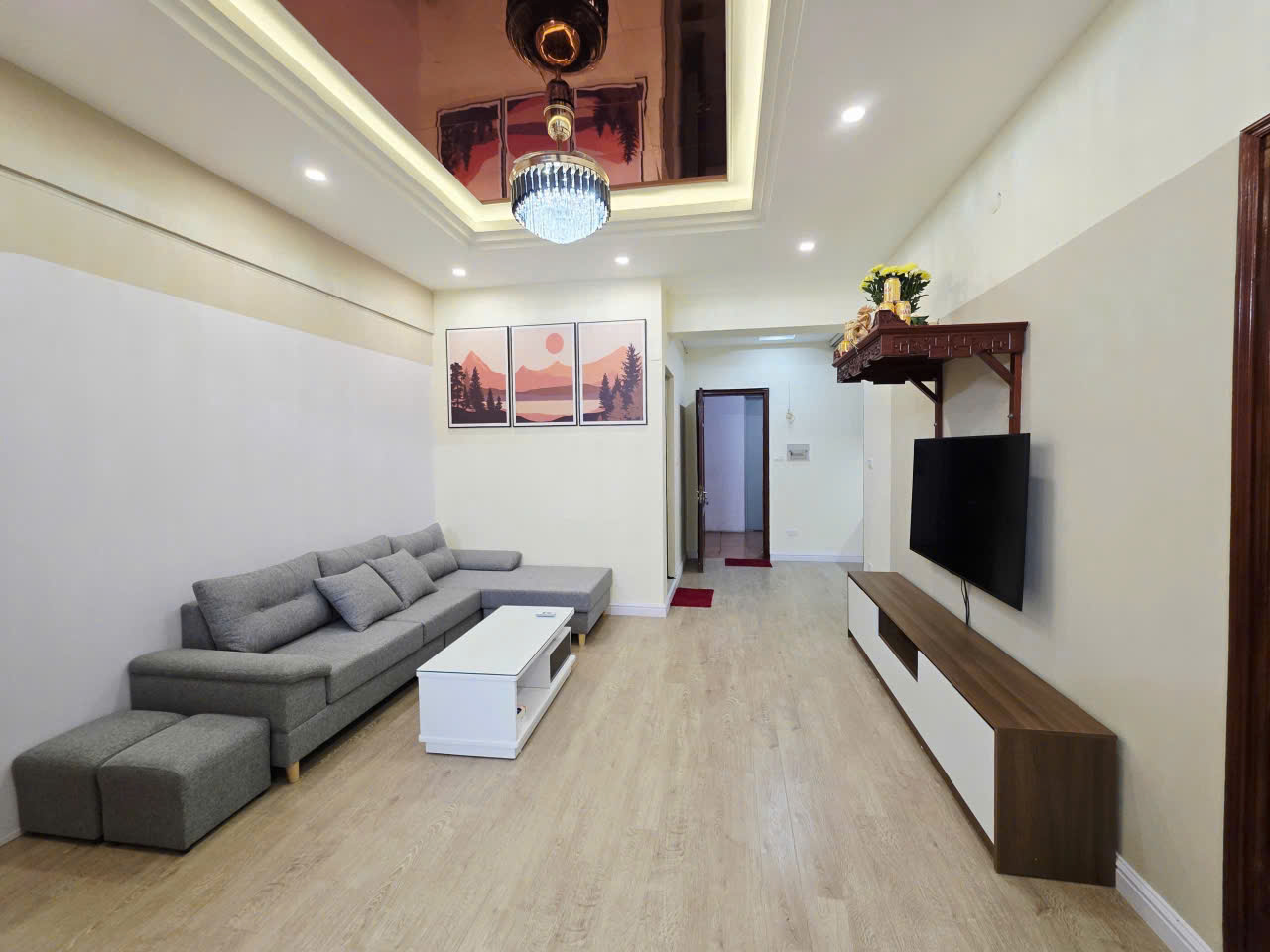 Mồng 1 hoan hỷ - Bán căn Chung Cư Cầu Giấy - Khu Yên Hoà