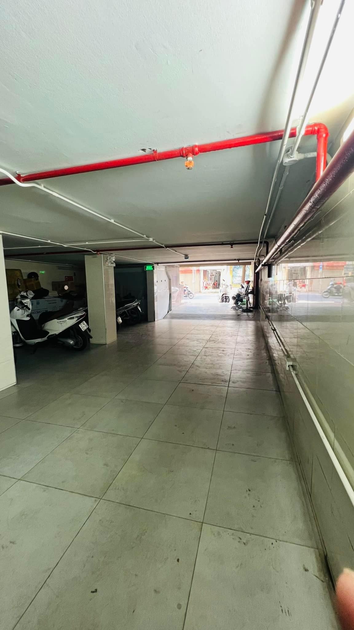 Bán tòa văn phòng mặt phố Minh Khai, 215m2, 8 tầng 1 hầm thang máy, mặt tiền 8.5m, 189 tỷ
