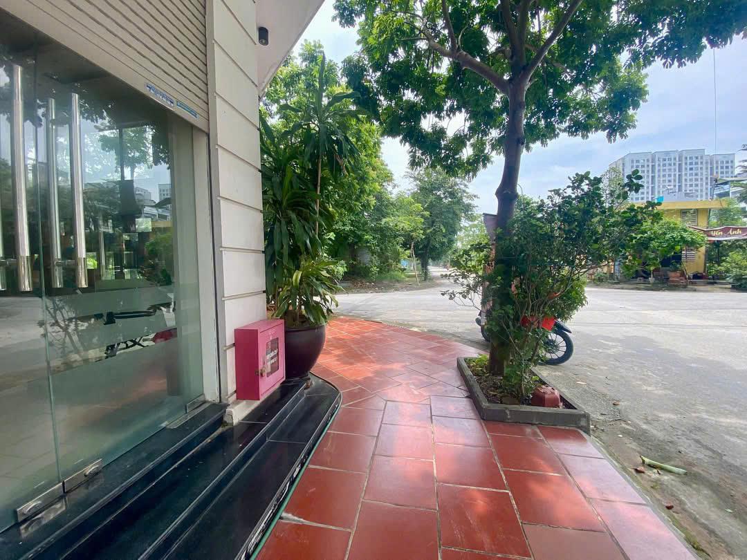 NHÀ ĐẸP - GIÁ TỐT - Vị Trí Đắc Địa Tại Đường Mậu Lương, Quận Hà Đông, Hà Nội