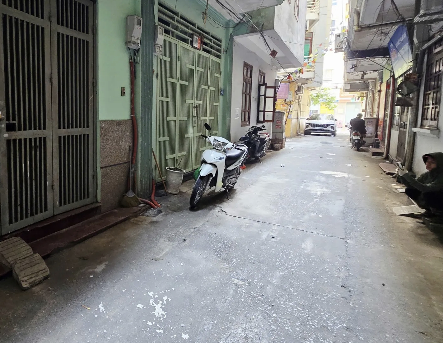 TRUNG KÍNH - YÊN HOÀ - ÔTÔ - SÁT PHỐ - ĐỦ CÔNG NĂNG