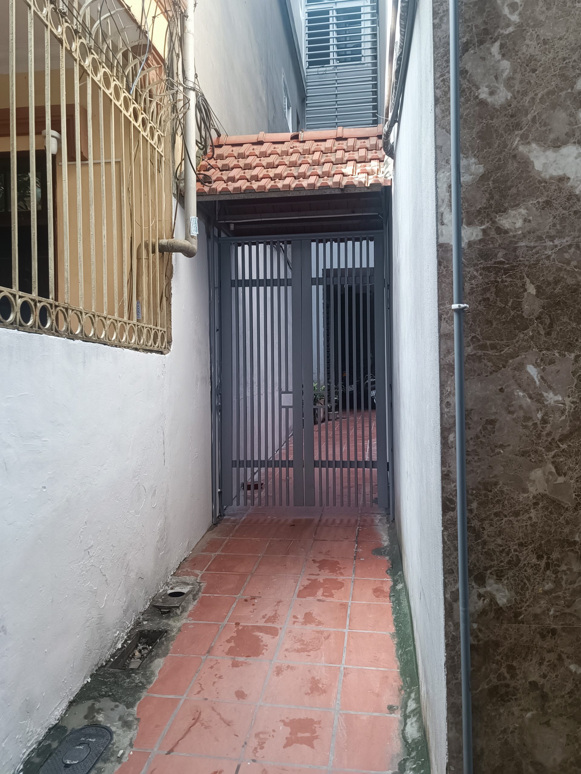 ĐÀO TẤN - NHÀ LÔ GÓC - NGÕ THÔNG KINH DOANH - Ở SƯỚNG - 30M² - NHỈNH 4 TỈ