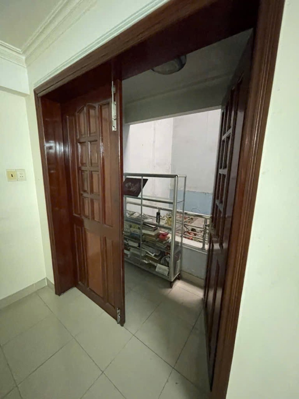 Nhà Mặt tiền 4 tầng Đường 20m 75m2 – Nguyễn Kiệm QV