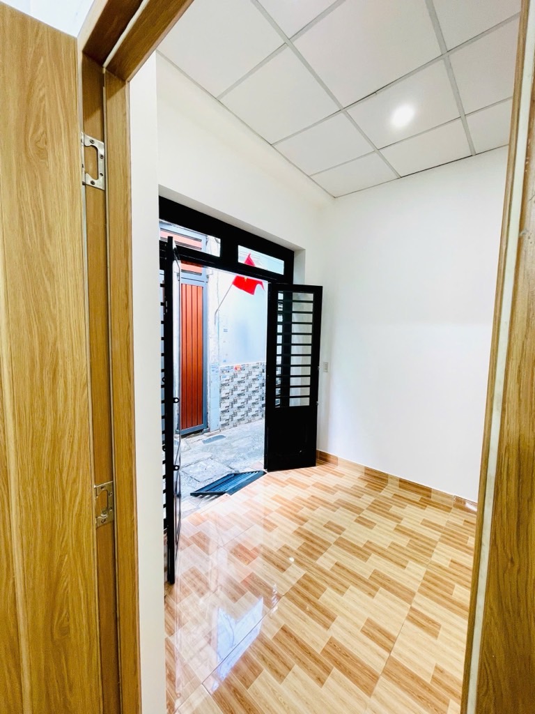 ĐƯỜNG HÀ ĐẶC - TRUNG MỸ TÂY - Q12 - 2 TỶ 8