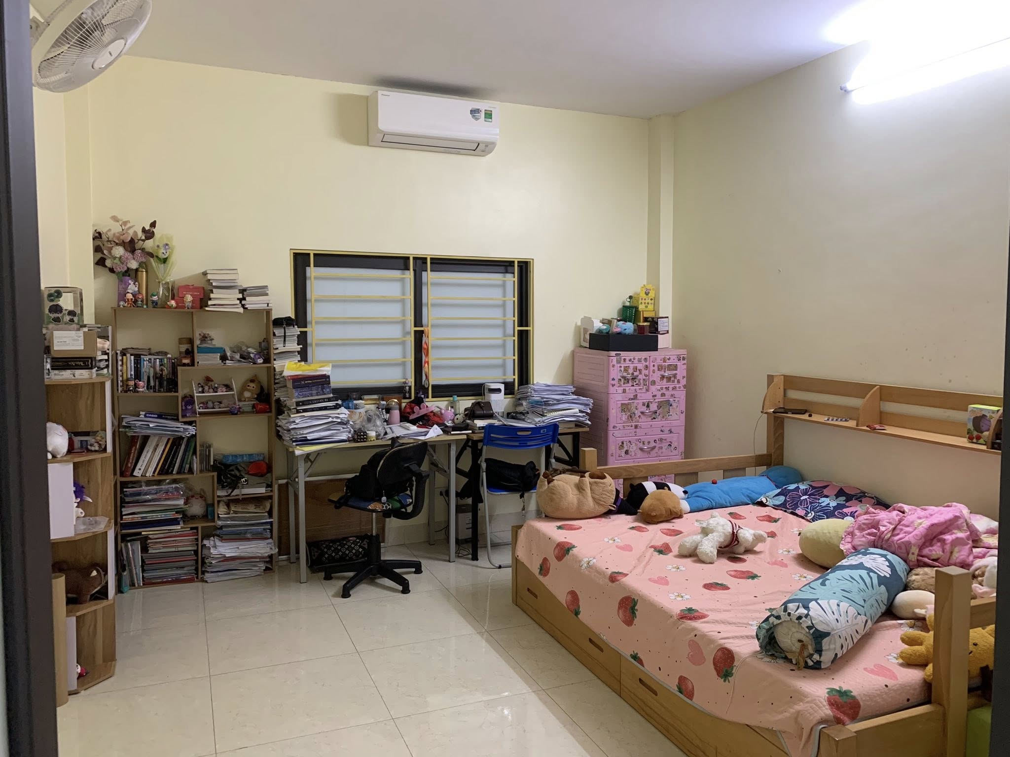 Bán nhà Hàng Chiếu, 63m2, 2 tầng, mặt tiền 3.4m, 15.6 tỷ, vị trí trung tâm, hợp xây homestay