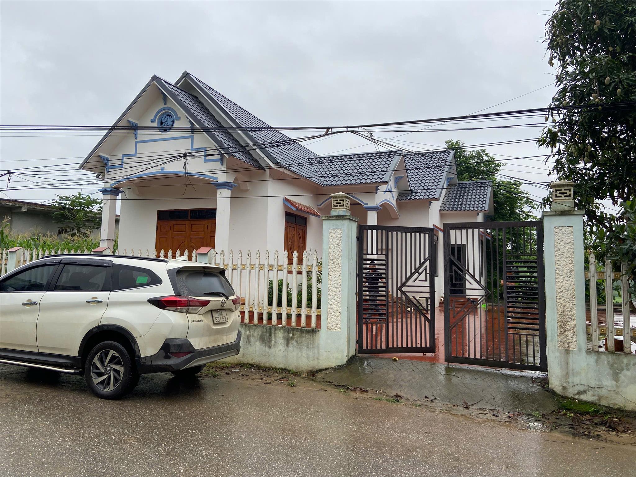 SIÊU PHẨM LÔ ĐẤT TẶNG NHÀ VƯỜN GẦN UBND – ĐẦU TƯ – KINH DOANH CỰC ĐỈNH