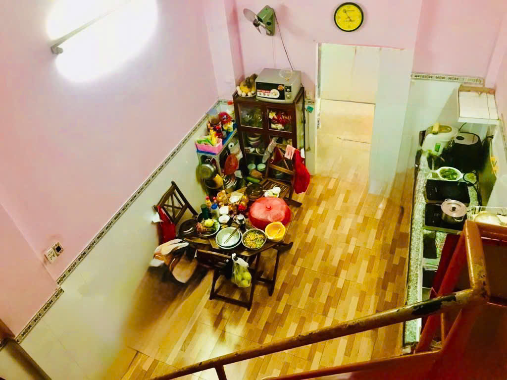 Q10 – SÁT MT TRẦN NHÂN TÔN – 65M² – 3 TẦNG – MỘT TRỤC THẲNG – NHỈNH 9