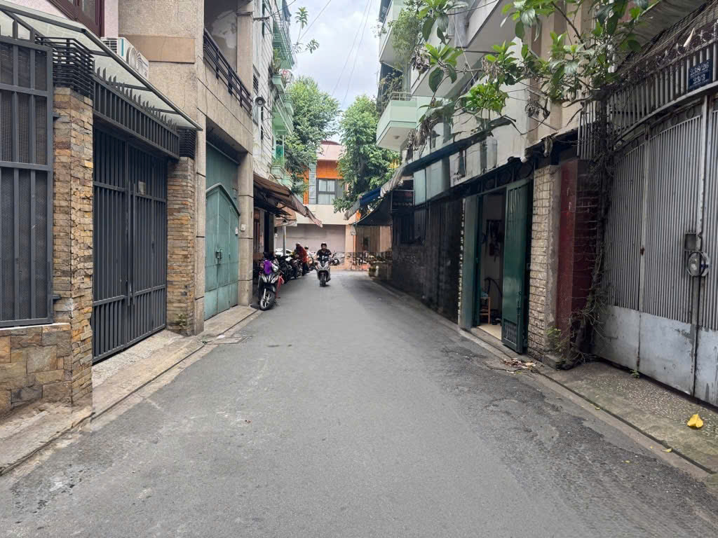 MT KINH DOANH – HXH HOÀNG VĂN THỤ - VP CTY – 3 TẦNG BTCT – CHÍNH CHỦ 1 ĐỜI – 54M² - 9.X