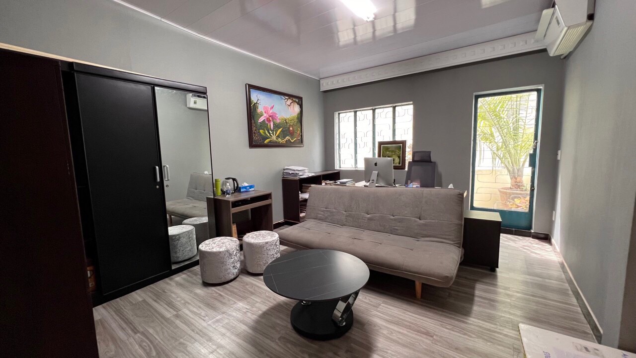 Bán Nhà Mặt Tiền Đường Tô Ngọc Vân, Phường Tam Phú, TP Thủ Đức giá giảm vè 95 tỷ