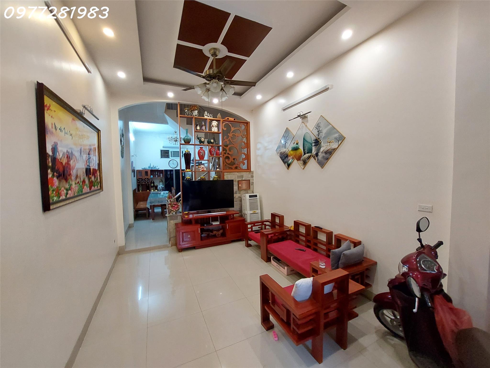 Nhà đẹp 32m², 3.5 tầng – Cao Xá, Đức Thượng, 3PN – Gần ô tô